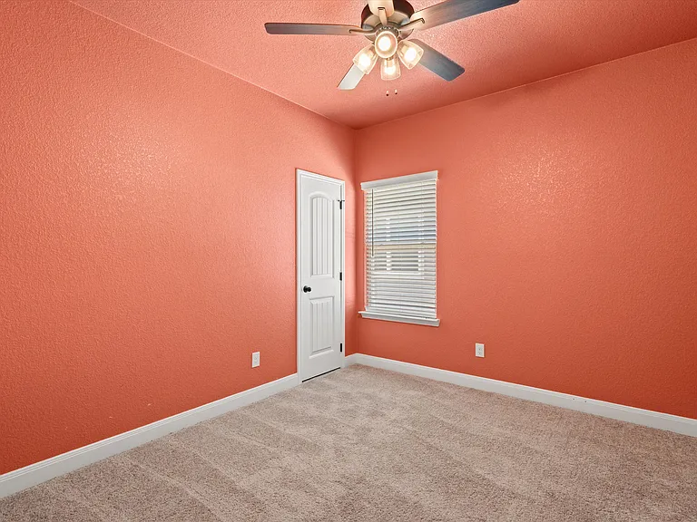 1602 Flatland Trl — Photo 25