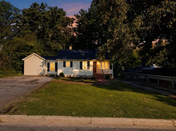 102 Overbrook Cir, Spartanburg, SC 29306