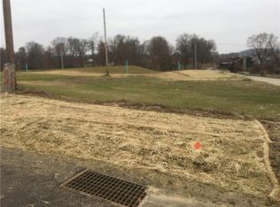 128 Municipal Dr, Belle Vernon, PA 15012