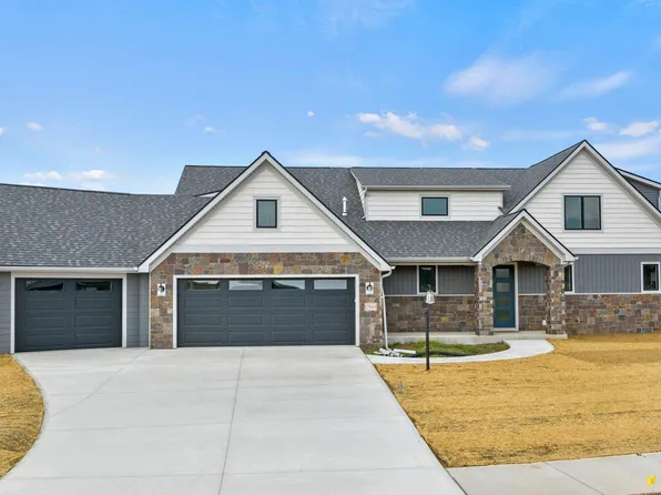 17661 Ataca Ln, Huntertown, IN 46748