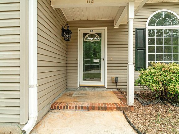 3rd image of 112 Caroway Ct
