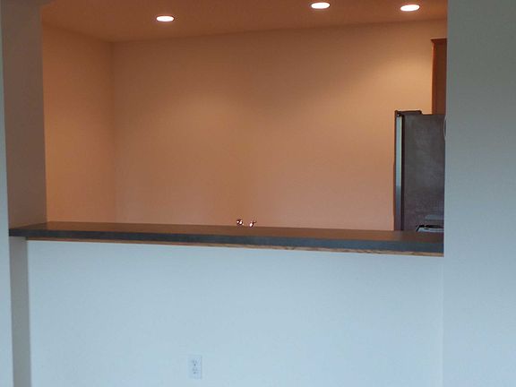 5th image of 13800 53rd Ave N APT 11