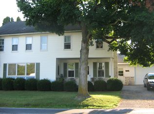 3433 Meadow View Rd, Manheim, PA 17545