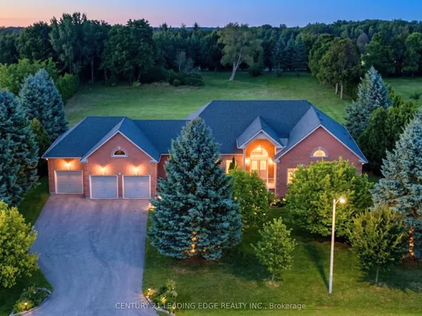 24 George Pipher Ln, Whitchurch Stouffville, ON L4A 1M4
