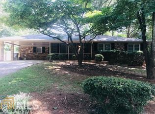 186 Valley Rd, Lawrenceville, GA 30044