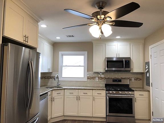 5th image of 65 Saint Joseph Blvd Floor 2