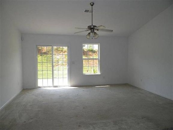2nd image of 208 Stockbridge Dr