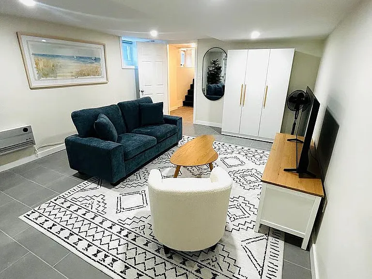 525 N Broad St — Photo 12