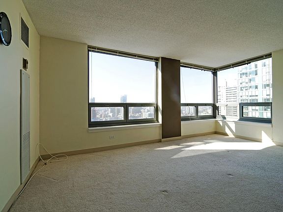 4th image of 440 N Wabash Ave APT 3102