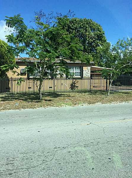 2nd image of 892 NW 117th St