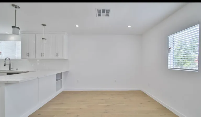 5462 Carlin St — Photo 15
