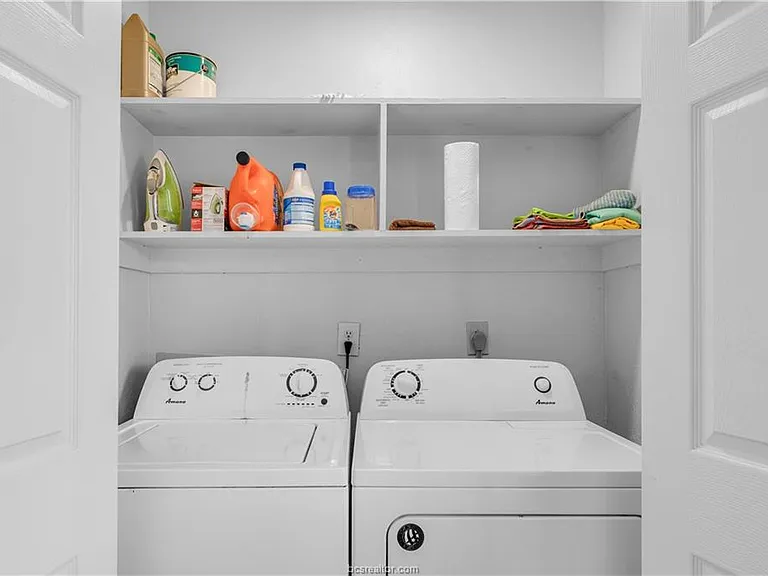 706 Wellesley Ct #C — Photo 13