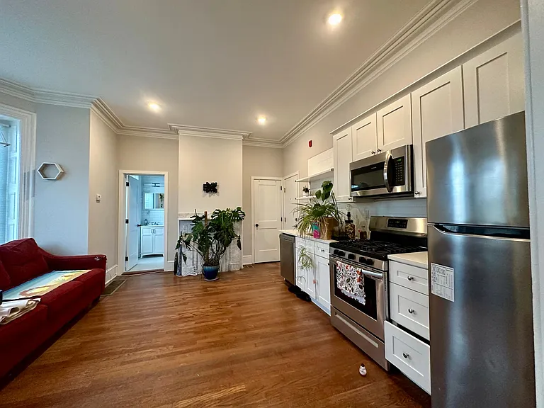 6802 Chew Ave #1 — Photo 3