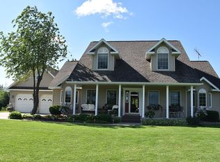 607 W Rose City Rd, Rose City, MI 48654
