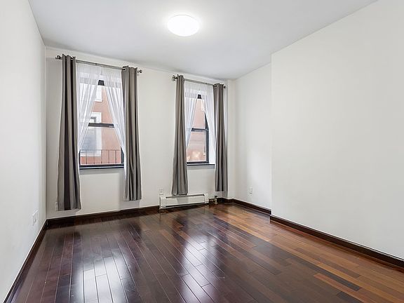 5th image of 46 Rivington St APT 4E
