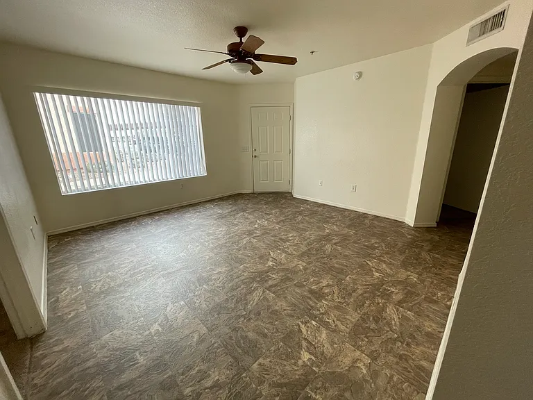 1553 N Paseo La Tinaja — Photo 11