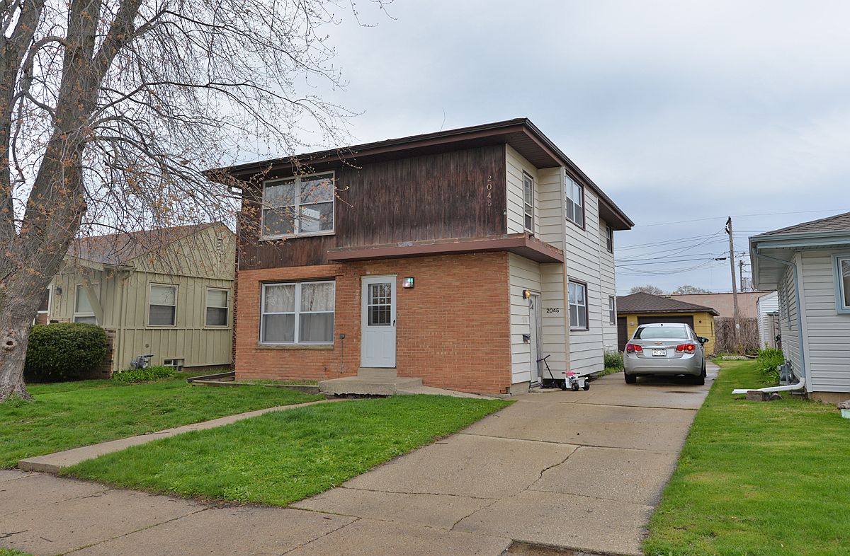 2045 Hayes Ave, Racine, WI 53405 Zillow