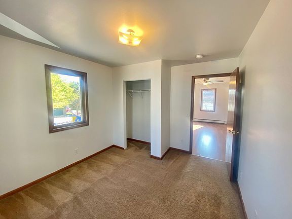 4th image of 512 W Cross St APT 6