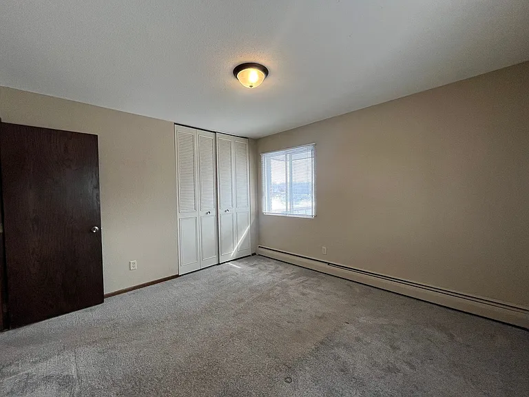 83 Arlington Ave West — Photo 9