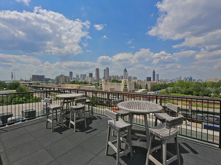 170 Boulevard 306 #H — Photo 18