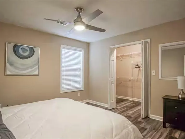 846 Park Pl NE — Photo 111