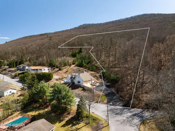 321 W 8th Ave S, Williamsport, PA 17702