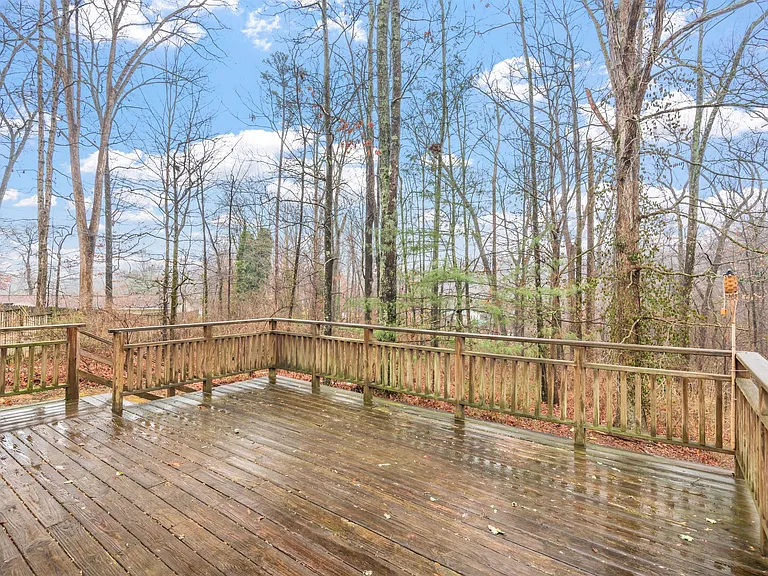 5126 Middle Ridge Ln — Photo 21