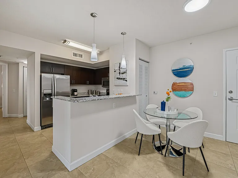Gran Vista at Doral — Photo 6
