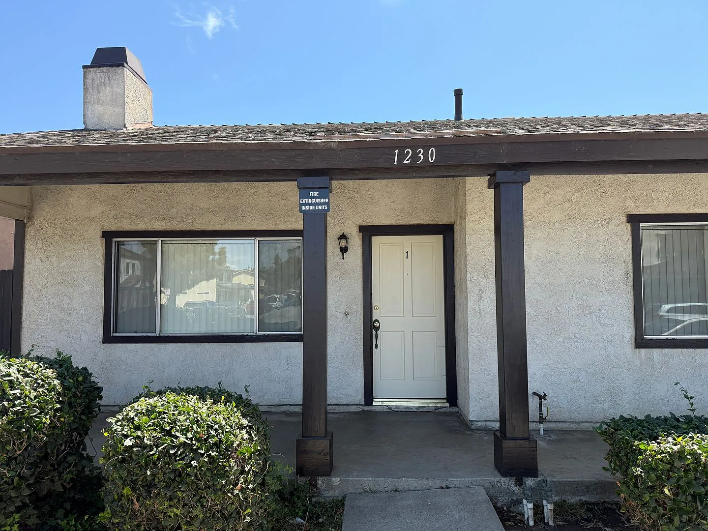 1230 Hull Place — Photo 2