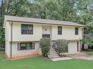 2284 Emerald Springs Dr, Decatur, GA 30035