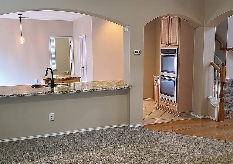 625 Manchester Dr — Photo 10