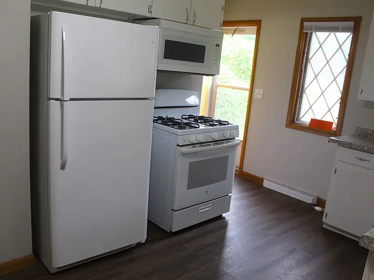 2237 Mount Vernon Rd SE — Photo 7