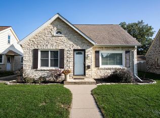 2149 W Raleigh Ave, Glendale, WI 53209