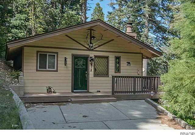 1st image of 518 Clubhouse Dr