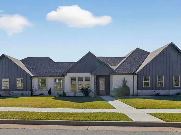 4013 Rock Creek Ct, Tyler, TX 75703