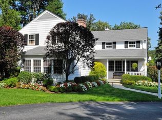 162 Devoe Rd, Chappaqua, NY 10514