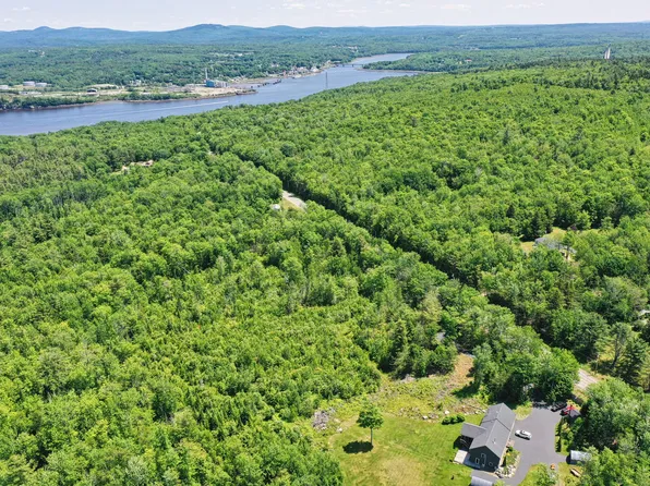 430 Fort Knox Road, Prospect, ME 04981