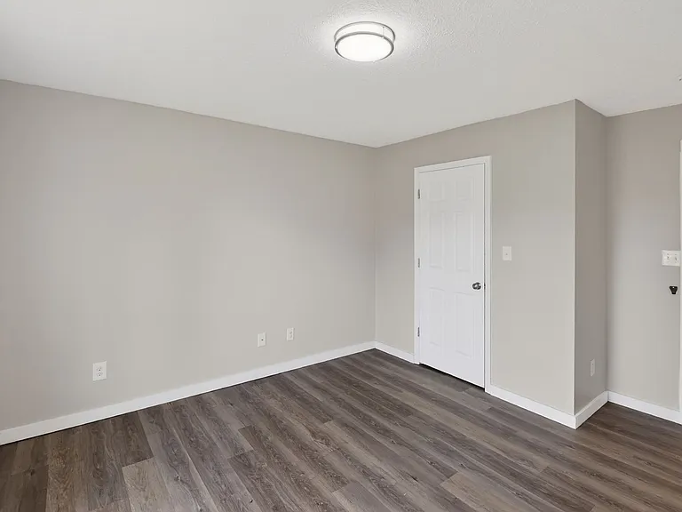 78 Misty Dr — Photo 5