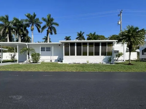 5 Grouper Dr, Naples, FL 34112