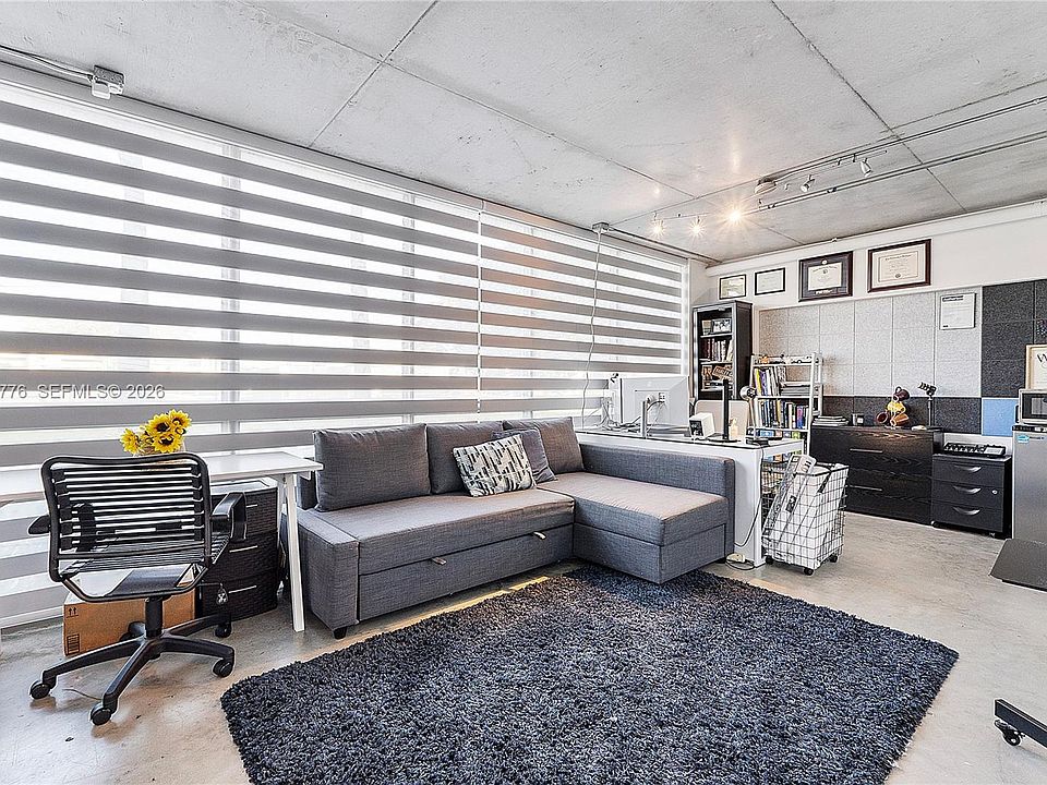 1st image of 2100 Van Buren St APT 102