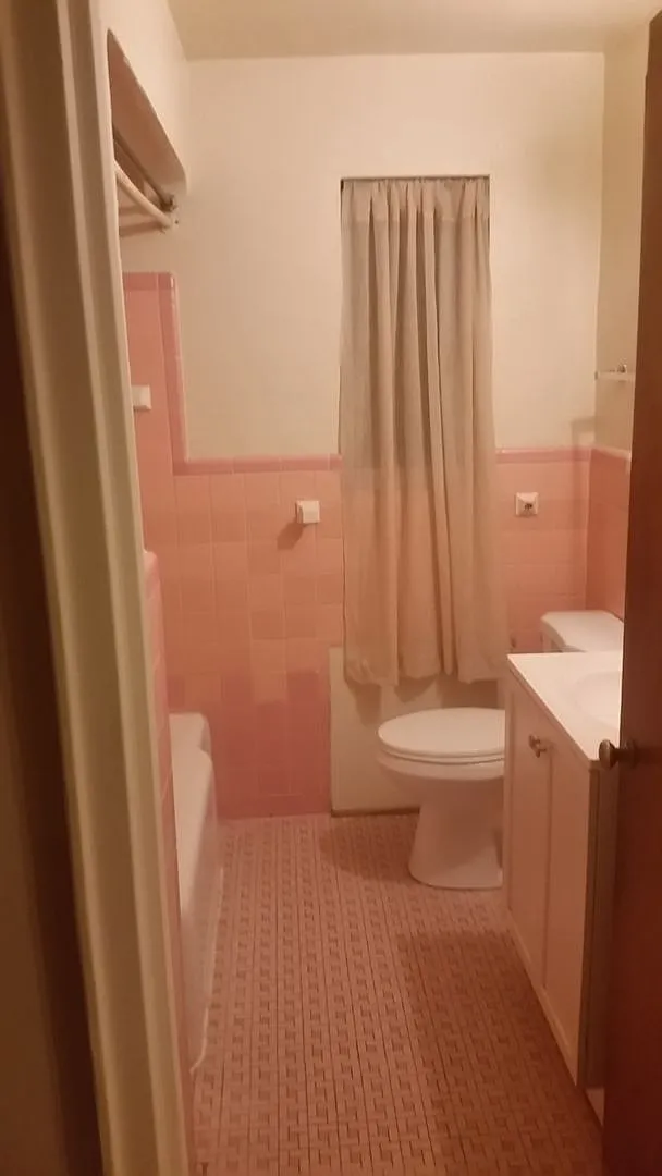 Kennedy — Photo 3