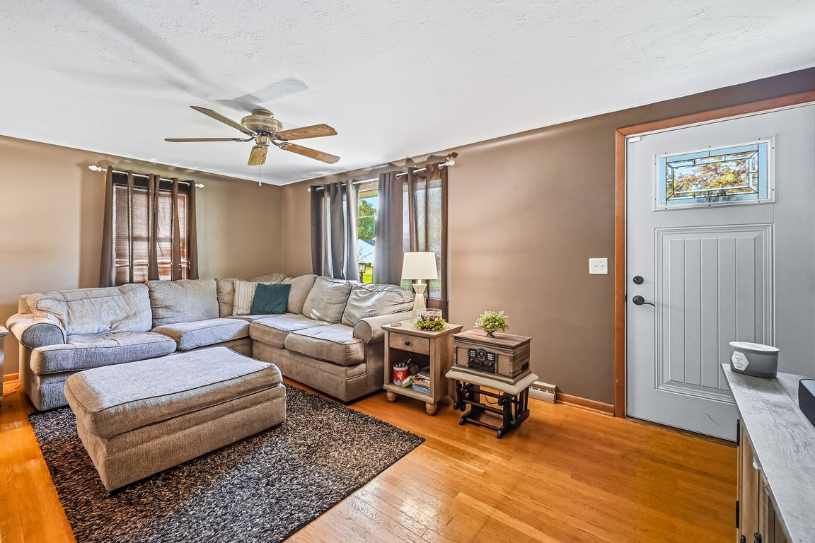 next background image