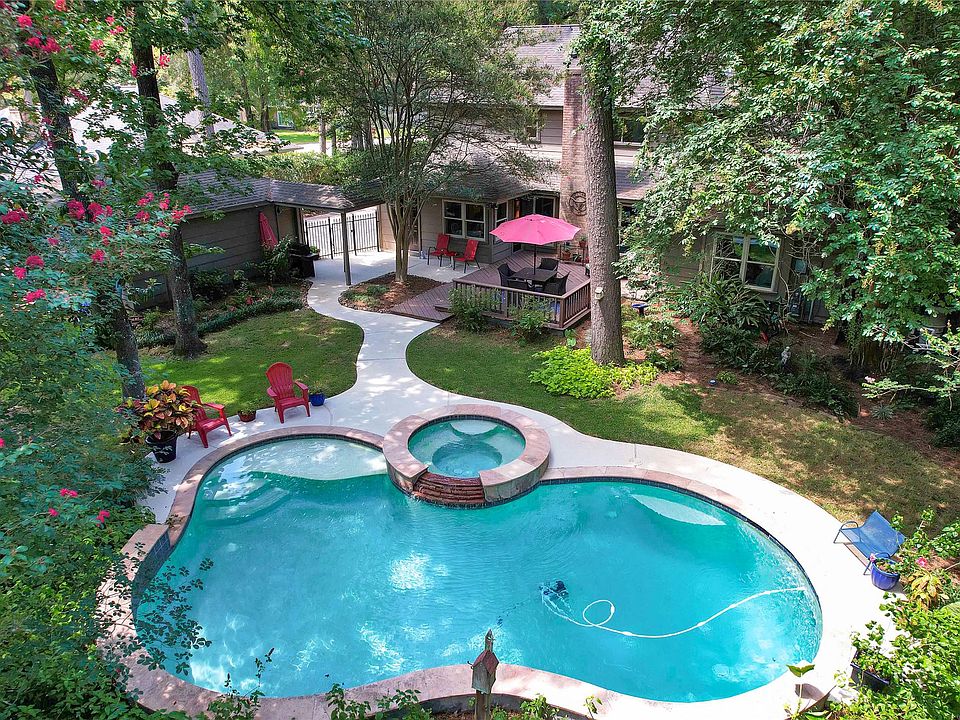 1st image of 3306 Parkdale Dr