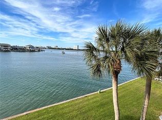 868 Bayway Blvd APT 304, Clearwater, FL 33767