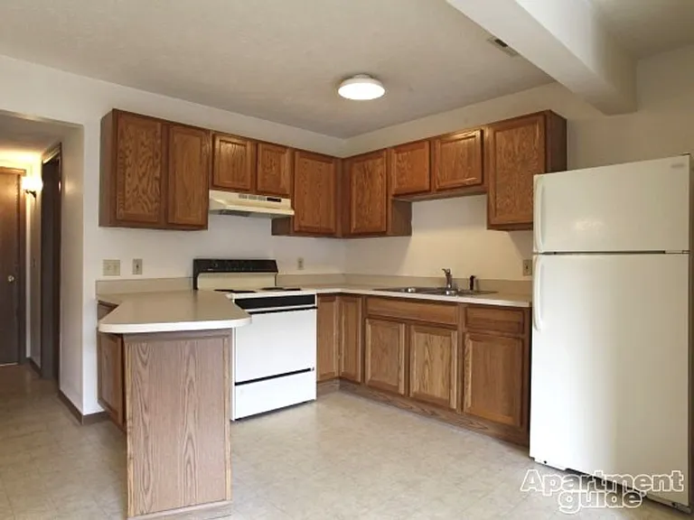 Bremen Park Apartments — Photo 20