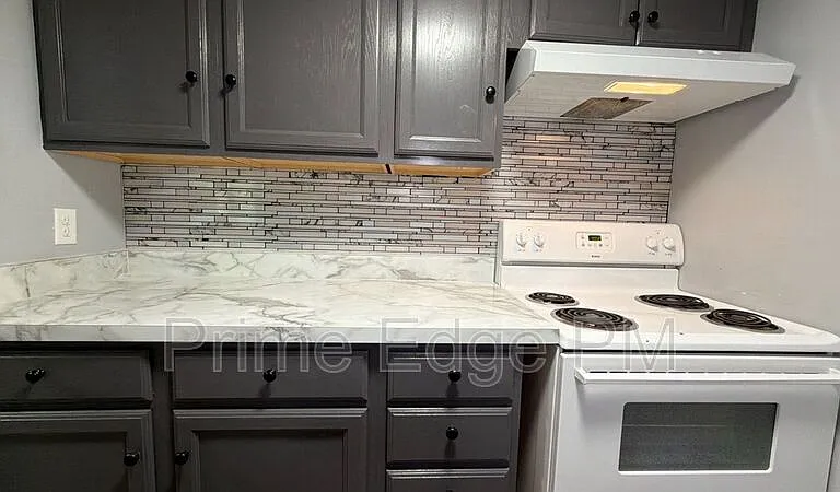 2343 B St #1 — Photo 5