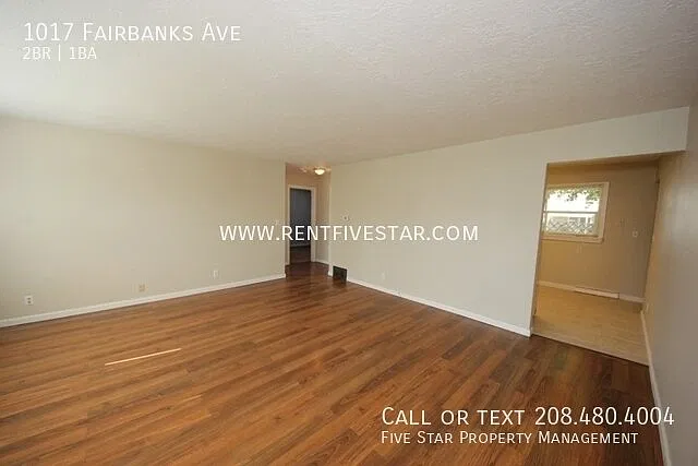 Adorable Single Level Home with Fenced Yard and Garage! — Photo 2