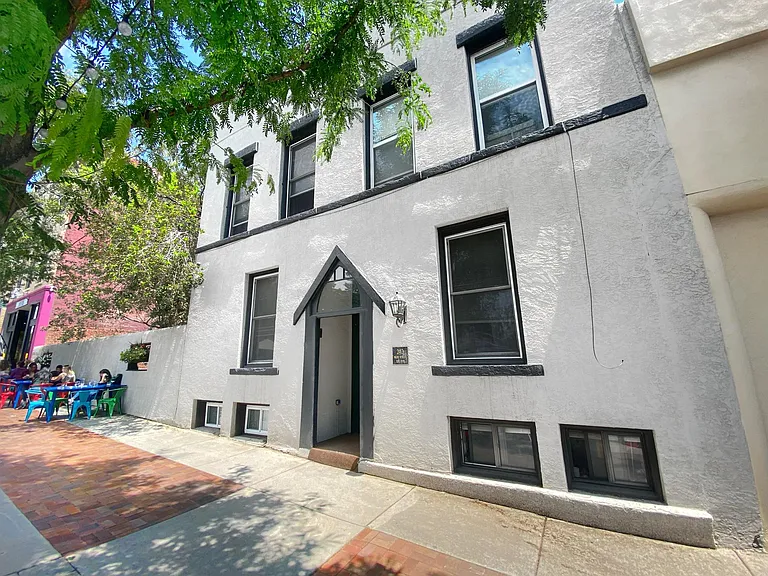 240 Main St #2D — Photo 13