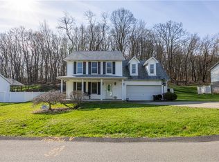 206 Hague Ln S, Uniontown, PA 15401