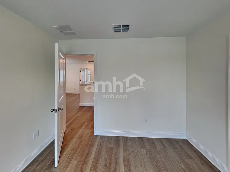 5968 Pinewood Estates Dr — Photo 13